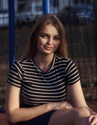 Нюша — массаж «Ветка сакуры»